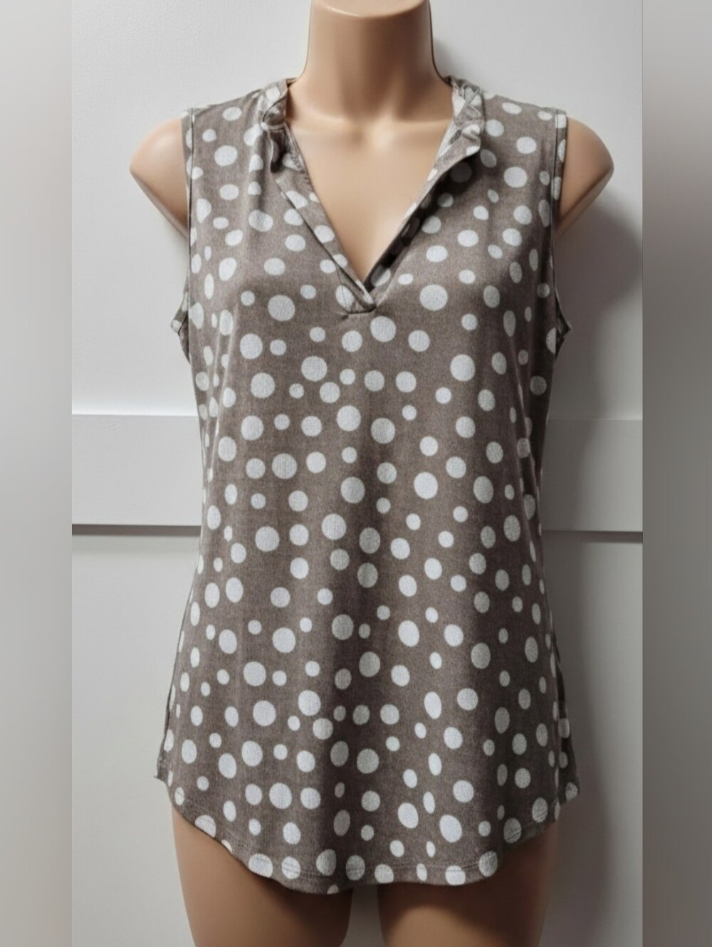SJS Sleeveless Taupe Polka Dot V-Neck Top